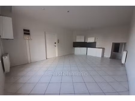 location appartement 2 pièces 47m² castelsarrasin 82100