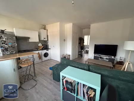 appartement à louer 2 pièces 45 m² - tours (37) - 595€