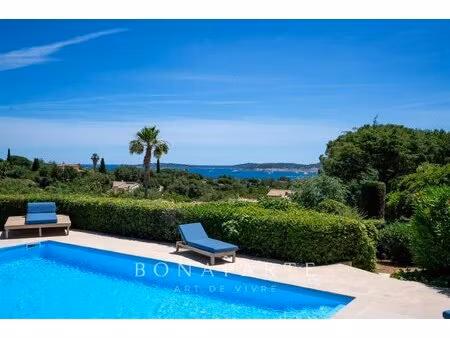 grimaud - propriété style belle epoque - vue mer face à saint-tropez