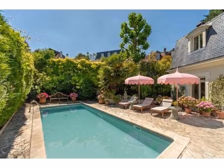maison de prestige de 465 m2 en vente saint-cloud  île-de-france