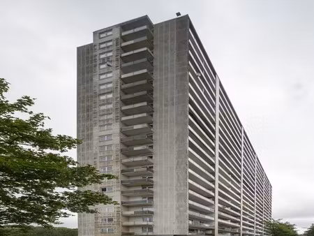 2 slaapkamer appartement met panoramisch uitzicht op toplocatie