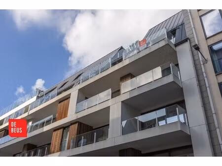 prachtig appartement met 2 slpk en zonnig terras in jonge residentie