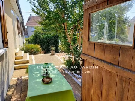 maison rénovée 120m² - 4 ch - tout à pied au calme  grand garage
