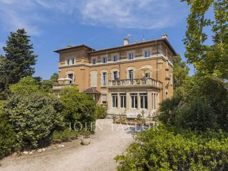 appartement de charme avec jardin de 800 m² à la ciotat