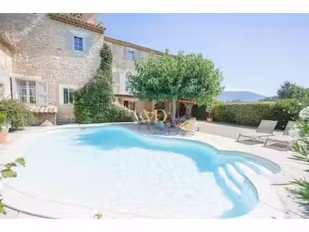 propriété de caractère avec suite panoramique et jardin intimiste à villars