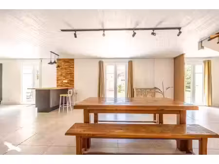 vente maison 5 pièces 141 m² à saint-hilaire-la-palud (79210)  257 152 €
