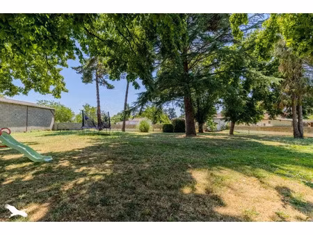 vente maison 4 pièces 196 m² à branne (33420)  272 896 €