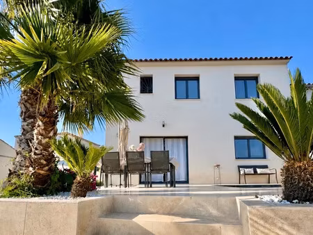 location maison 5 pièces 117 m² à la fare-les-oliviers (13580)