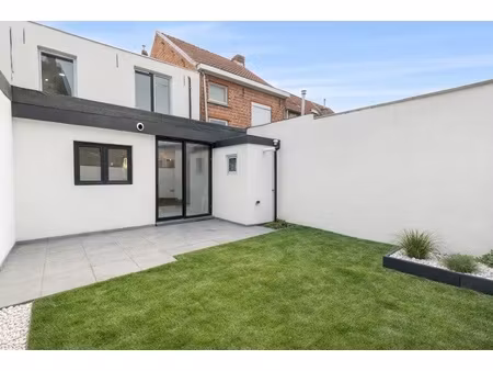 huis te koop in eeklo met 4 slaapkamers