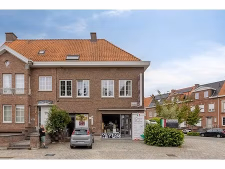 commercieel te koop in kortrijk met 4 slaapkamers