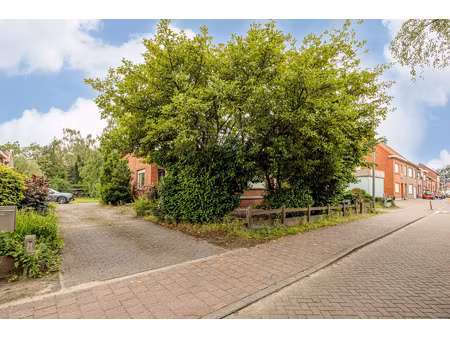 huis te koop in stabroek met 2 slaapkamers