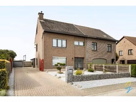 huis te koop in wichelen met 3 slaapkamers