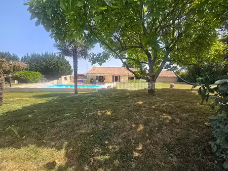 vente maison 5 pièces 156.57 m² à agen (47000)  390 000 €