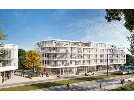 vente commerce 111m² à 437m²