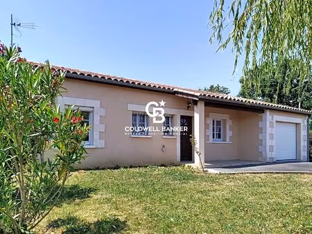 maison de plain-pied avec 3 chambres  au calme dans un écrin de verdure à proximité de...