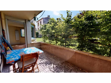 appartement 2 pièces - terrasse - rez-de-jardin