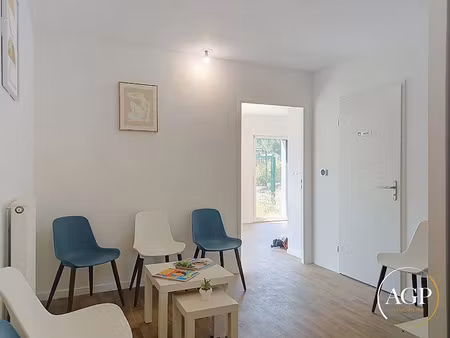 location locaux professionnels 0 pièces 11.5 m² à orleans (45000)  355 €