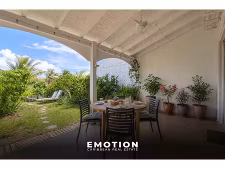 vente maison 4 pièces 85 m² à saint-martin (97150)  460 000 €