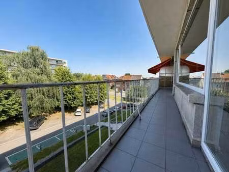 2 chambres + un bureau