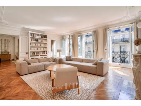 appartement de luxe à louer dans le quartier mairie