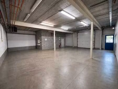 kmo-unit met appartement/kantoor te huur