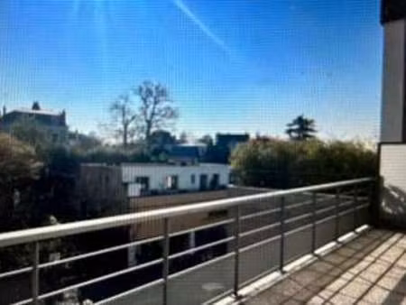 location appartement t1 à montmorency (95160) : à louer t1 / 32m² montmorency