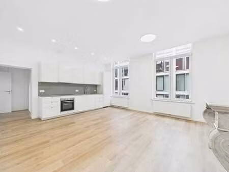 quartier européen | appartement 2 chambres remis à neuf !