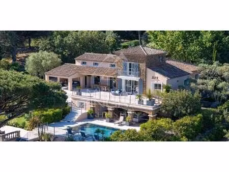 propriété avec piscine gassin (83)
