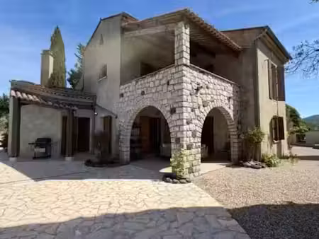 vente propriété 16 pièces 300 m² à alba-la-romaine (07400)  750 000 €