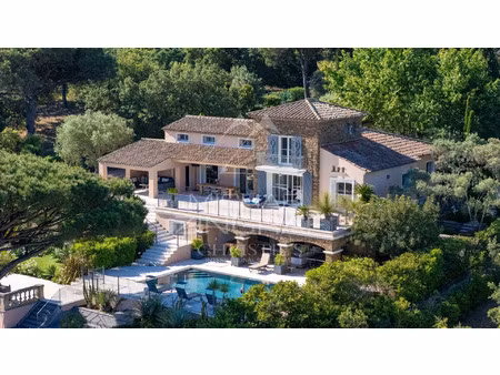 maison de luxe à vendre à gassin