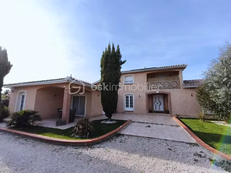 propriété à vendre dans le quartier centre