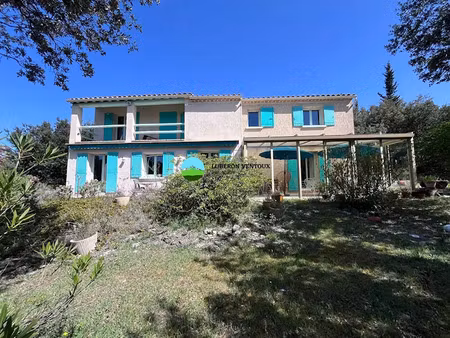 vente maison 4 pièces 227 m² à venasque (84210)  580 000 €