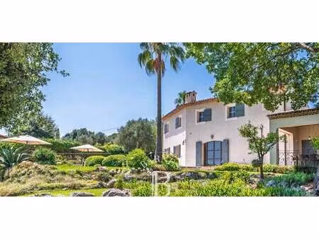 villa avec piscine et terrasse biot (06)