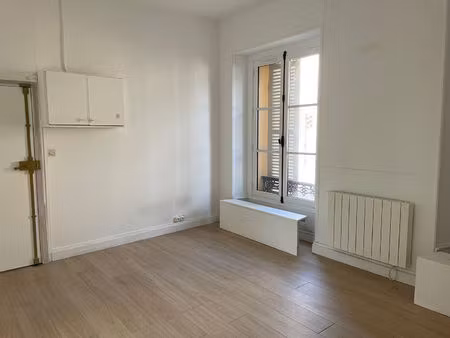 versailles saint-louis studio