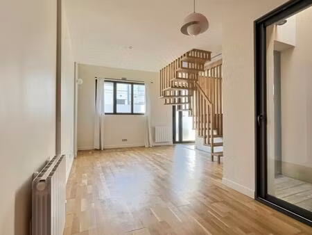 vente maison 61m2 bordeaux (33800)