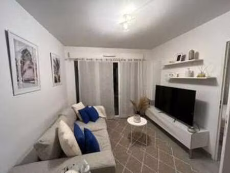 location appartement 2 pièces meublé à toulon (83000) : à louer 2 pièces meublé / 40m² tou