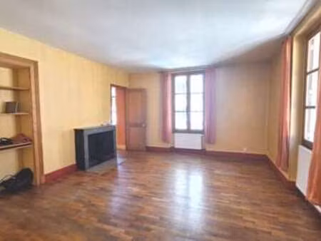 location appartement 2 pièces à grenoble (38000) : à louer 2 pièces / 53m² grenoble