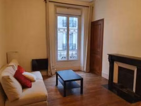 location appartement t1 meublé à grenoble (38000) : à louer t1 meublé / 37m² grenoble