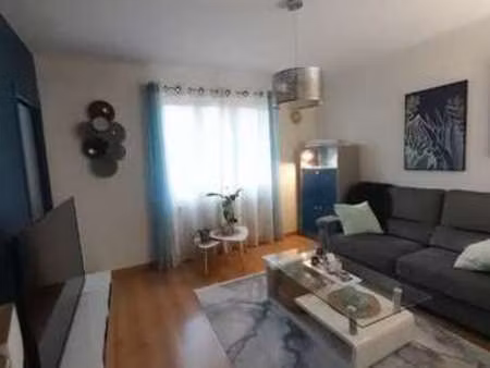 location appartement 3 pièces meublé à villeurbanne (69100) : à louer 3 pièces meublé / 59