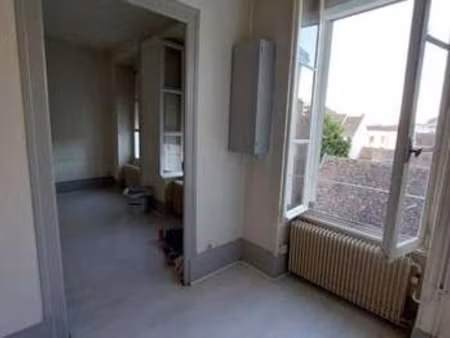 location appartement t1 à chalon-sur-saône (71100) : à louer t1 / 31m² chalon-sur-saône