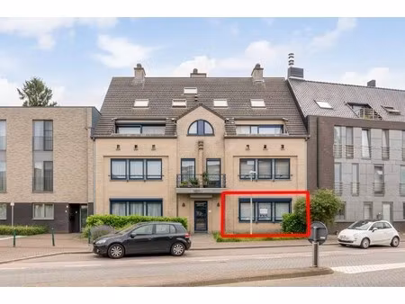 gelijkvloers appartement in centrum zolder
