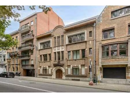 bureau à vendre à koekelberg avec vue sur le parc elisabeth