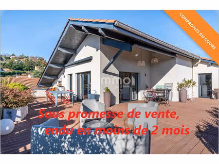 exceptionnel toit-terrasse de 152 m² + 110 m² d’extérieur