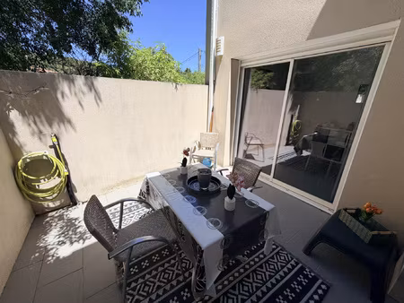 appartement en 4 pièces  81m2  3 chambres  terrasse  grand g