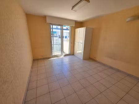 109 000 eur - opportunité rare à nice quartier libération