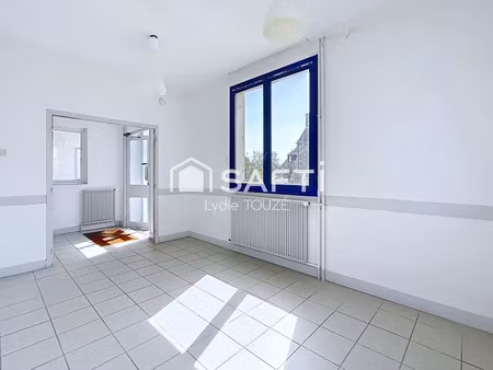 vente locaux professionnels 8 pièces 158 m² à les pieux (50340)  402 000 €