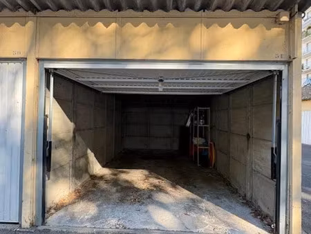 vente parking à saint-maur-des-fosses (94100)  30 000 €