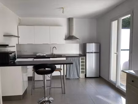location meublée appartement 1 pièce 30 m² à bouc-bel-air (13320)  790 €