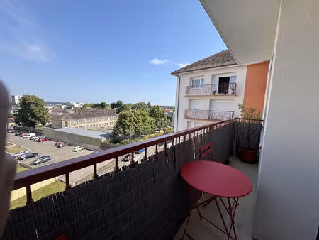 appartement le mans 4 pièces 67 m2 secteur maillets disposant d'une cave et d'un grenier