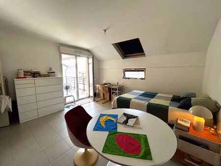studio de 29.41m² avec terrasse - box - ascenseur / morangis